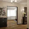 Дизайн проходной прихожей с кирпичной кладкой
